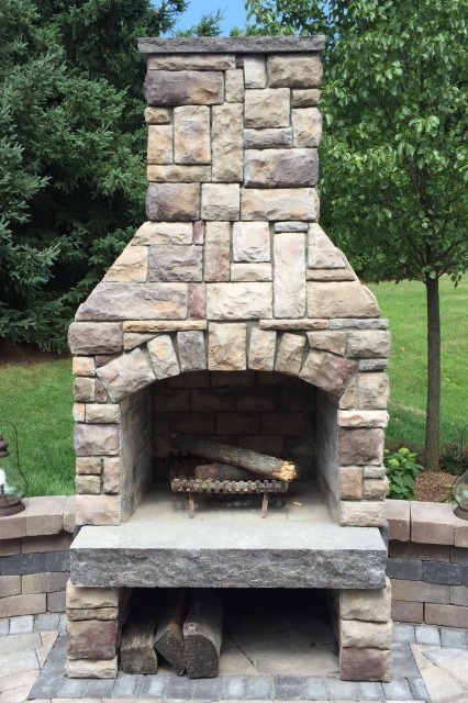stone outdoor fireplace contractor