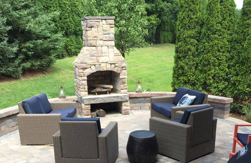Bloomfield Hills Michigan Stone Outdoor Fireplace