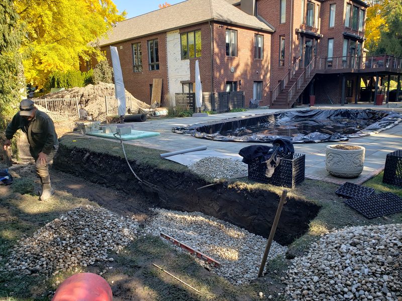 Stormwater drainage crate system installation